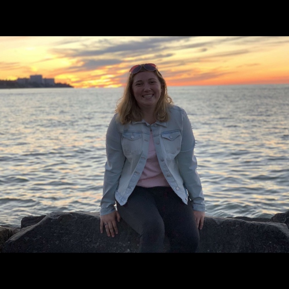 Meet your Posher, Chloe